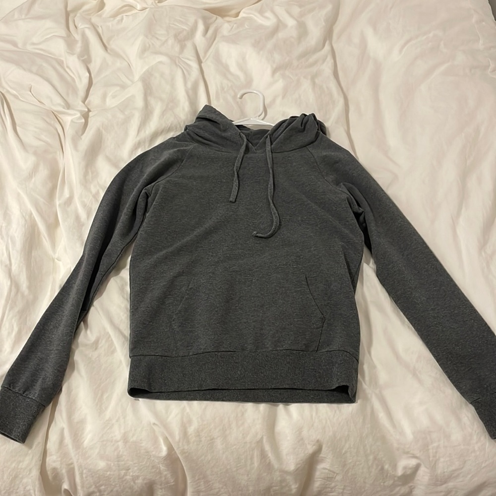 A gray hoodie. No brand!